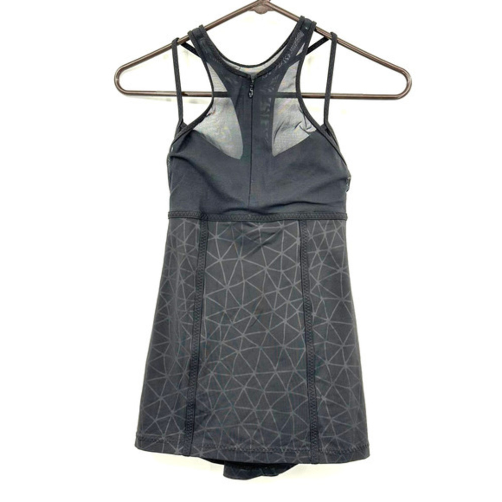 Lululemon size 4 Fresh in Mesh black bra tank‎ luxtreme mesh black silver